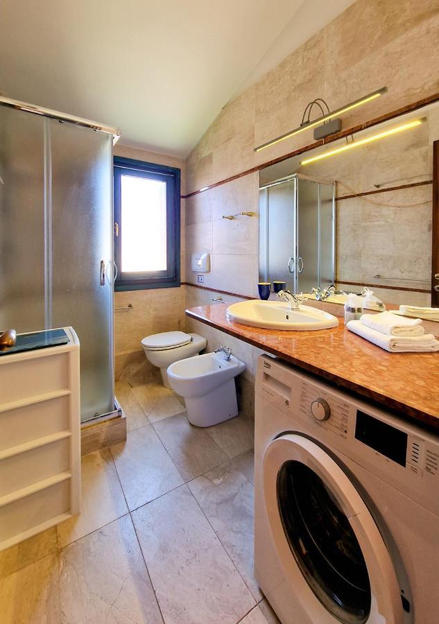 Murphy Holiday Home - Residenza Aldo Moro 02 La Maddalena  Kültér fotó